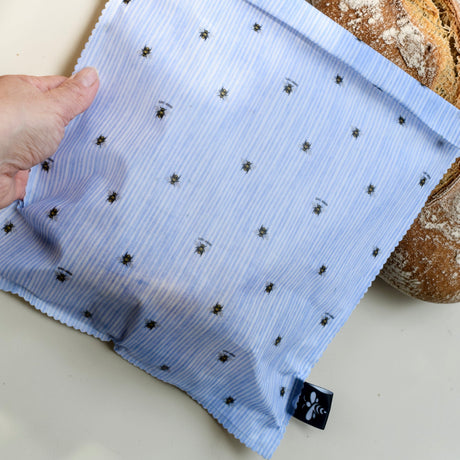 Lou-bees Blue Bee Beeswax Food Bag