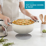 Rinkit Pebble Gloss Round Cast Iron Casserole Dish - 2.8L