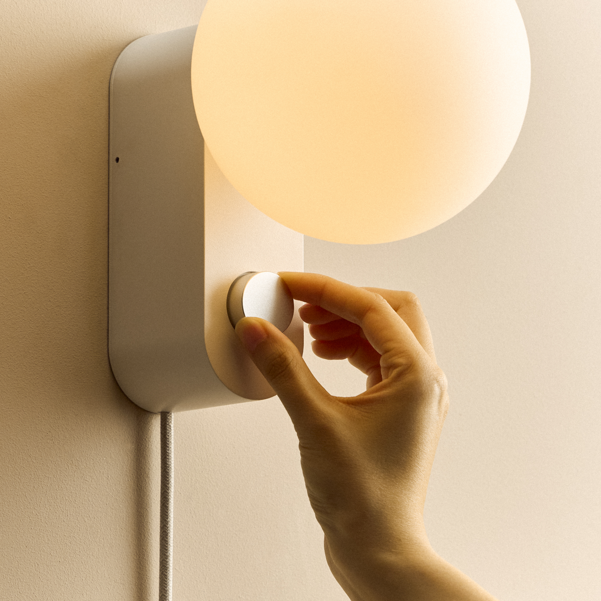 Tala Alumina Multi-Use Lamp in Chalk
