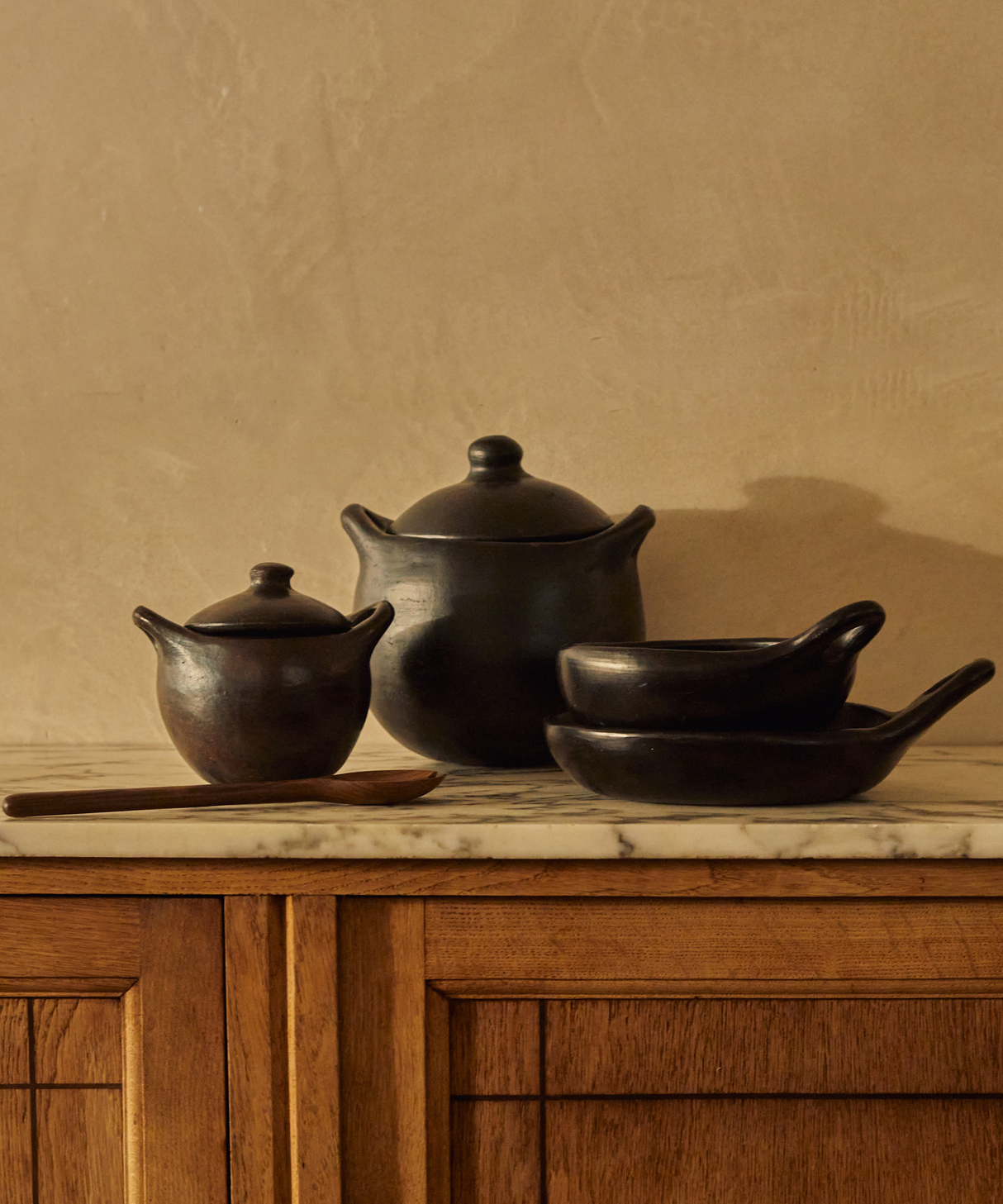 CasaLatina Chamba Black Clay Cocotte