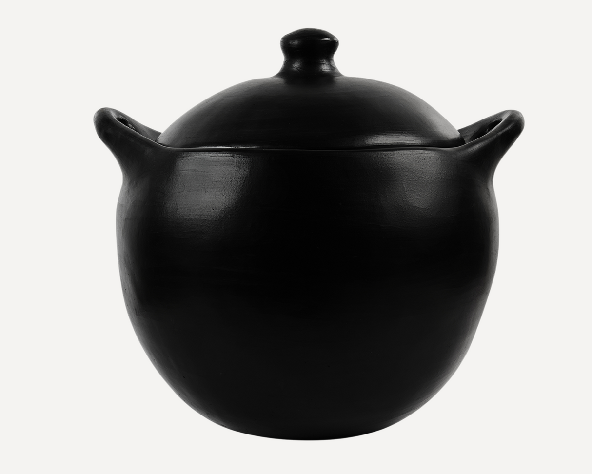 CasaLatina Chamba Black Clay Cocotte