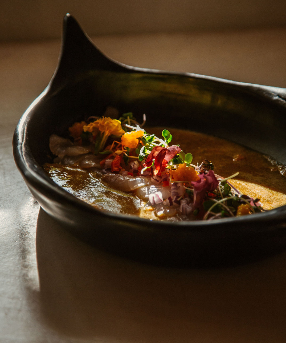 CasaLatina Chamba Black Clay Fish Dish