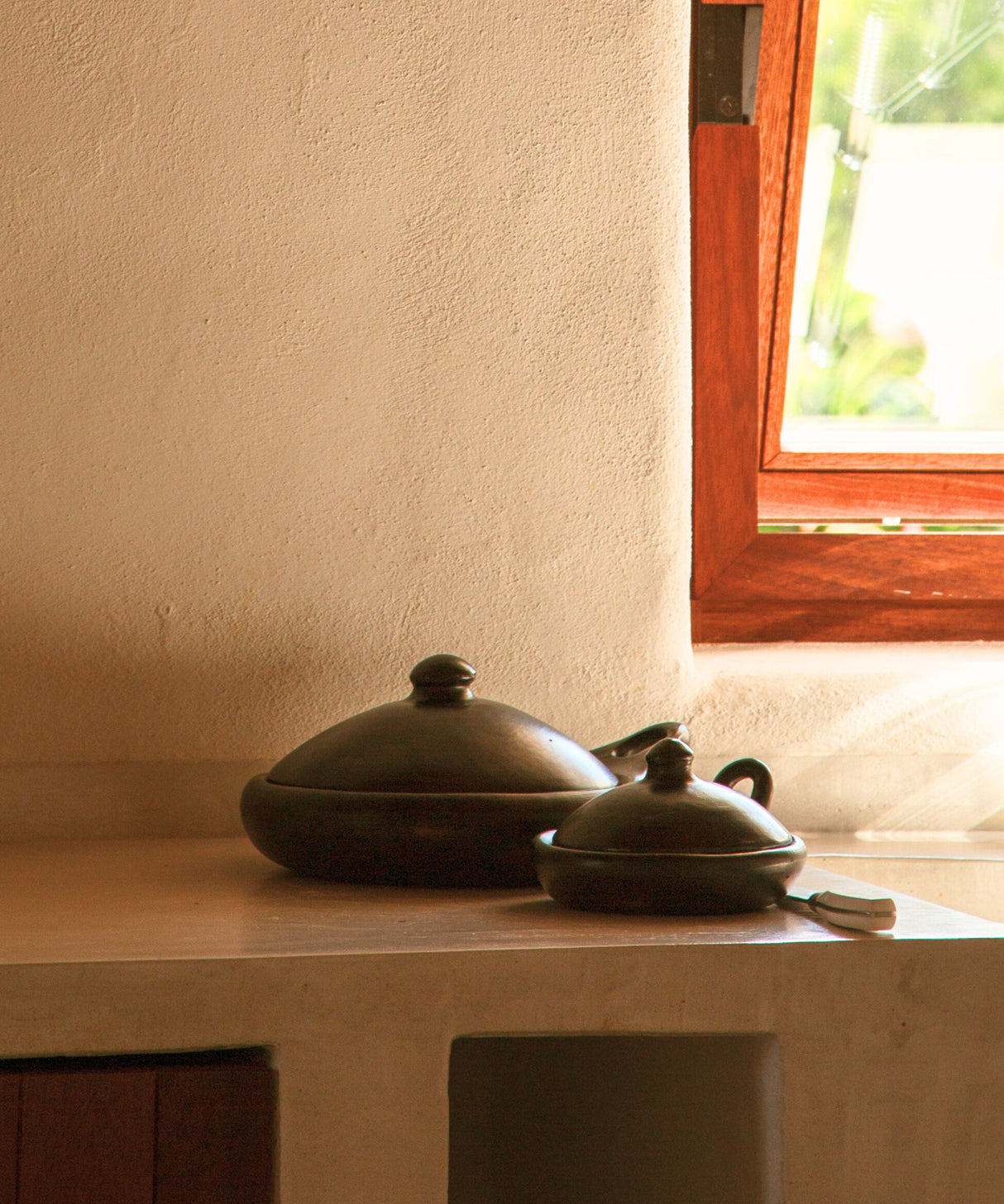 CasaLatina Chamba Black Clay Sauté Pan