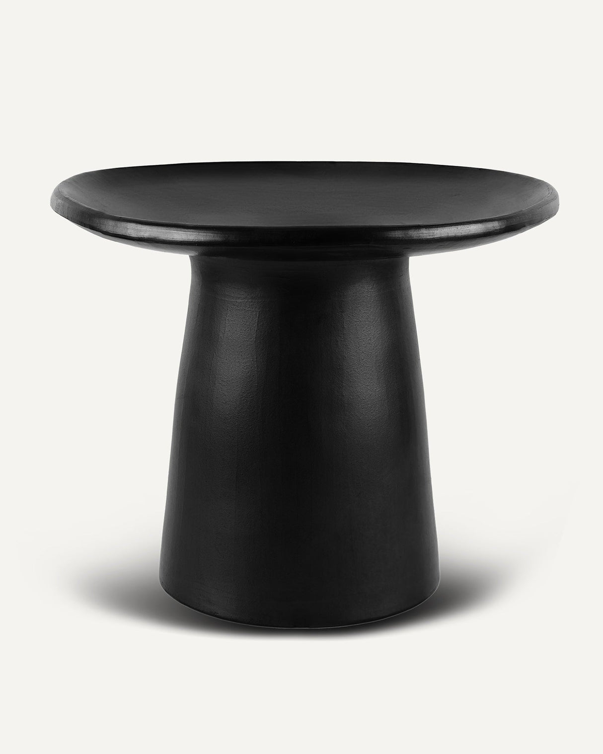 CasaLatina Chamba Black Clay Cake Stand