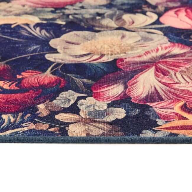 Eco-Washable Dark Flowers Design