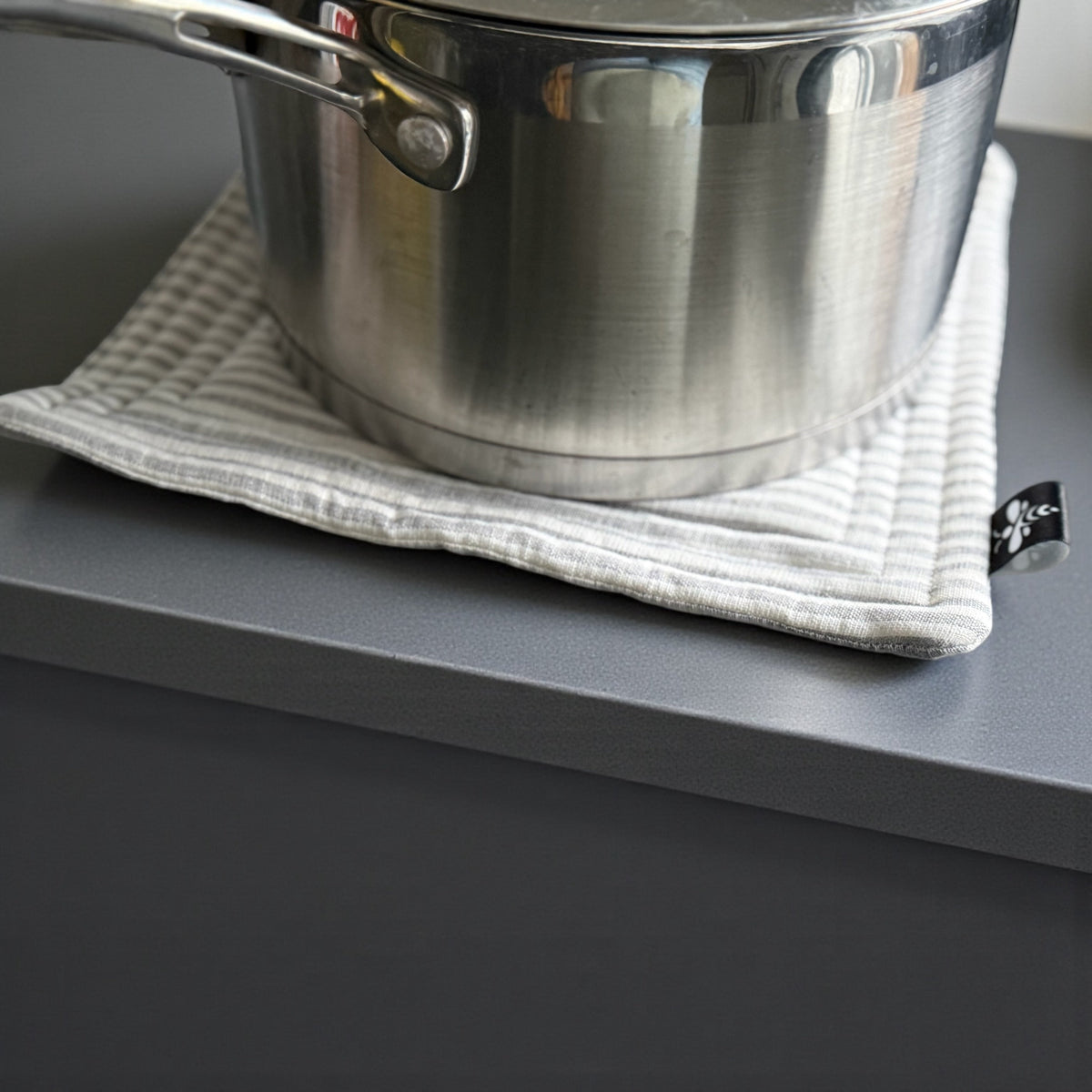 Lou-bees Linen Grey Striped Pot Holder