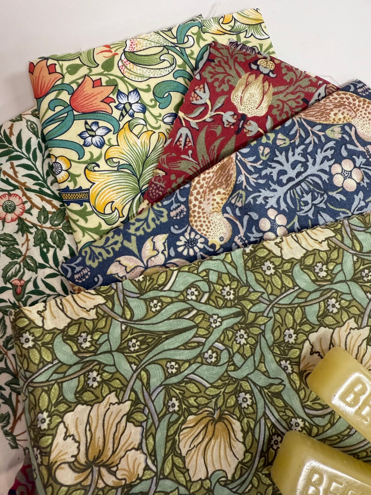 Lou-bees Make Your Own Beeswax Wraps Kit