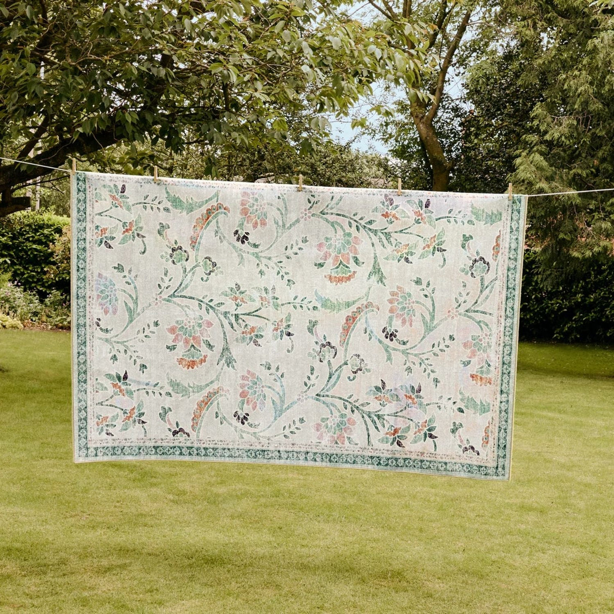 Eco-Washable Green Rug Floral Design