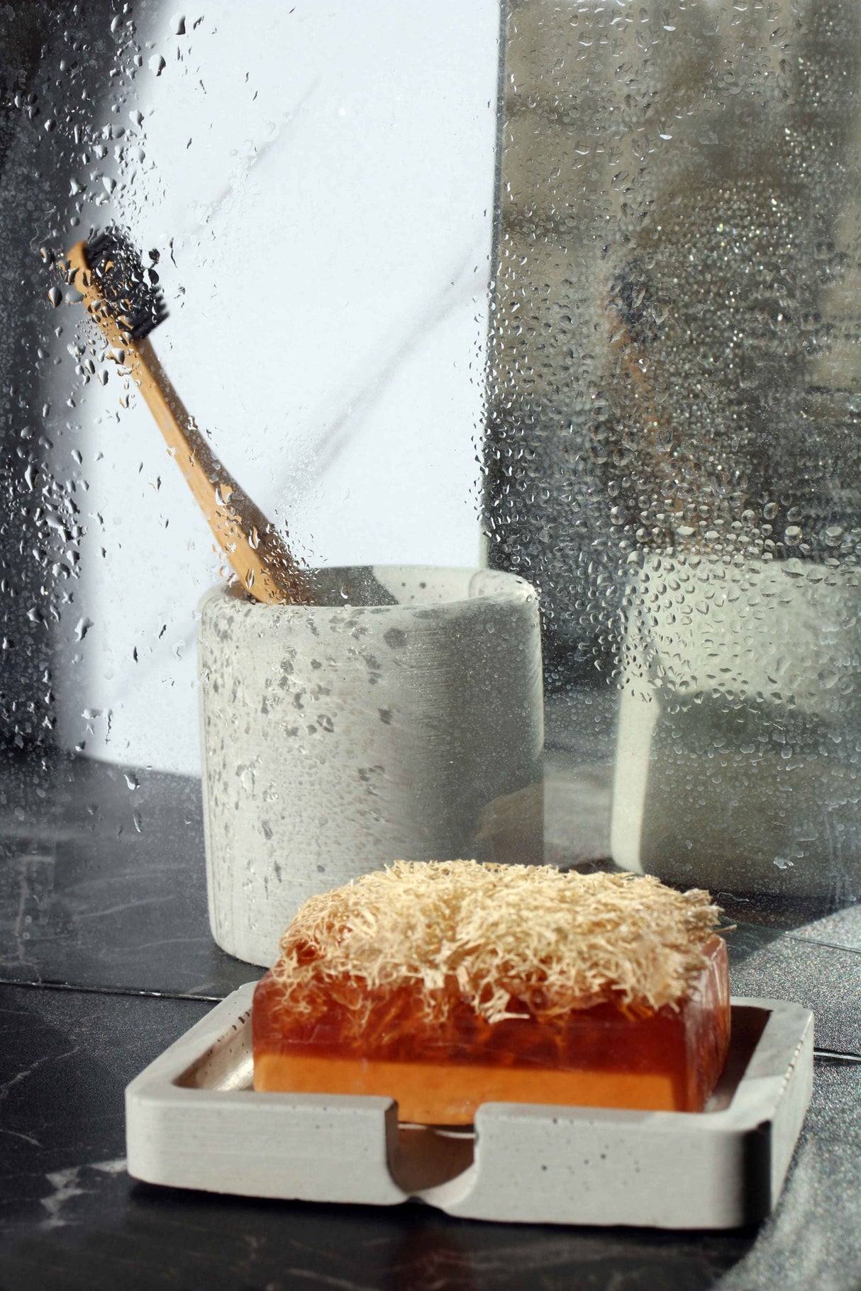 Gloria Home White Concrete Soap Holder Tray