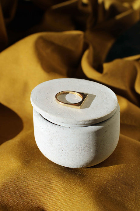 Gloria Home Concrete Big Jewellery Holder & Tealight