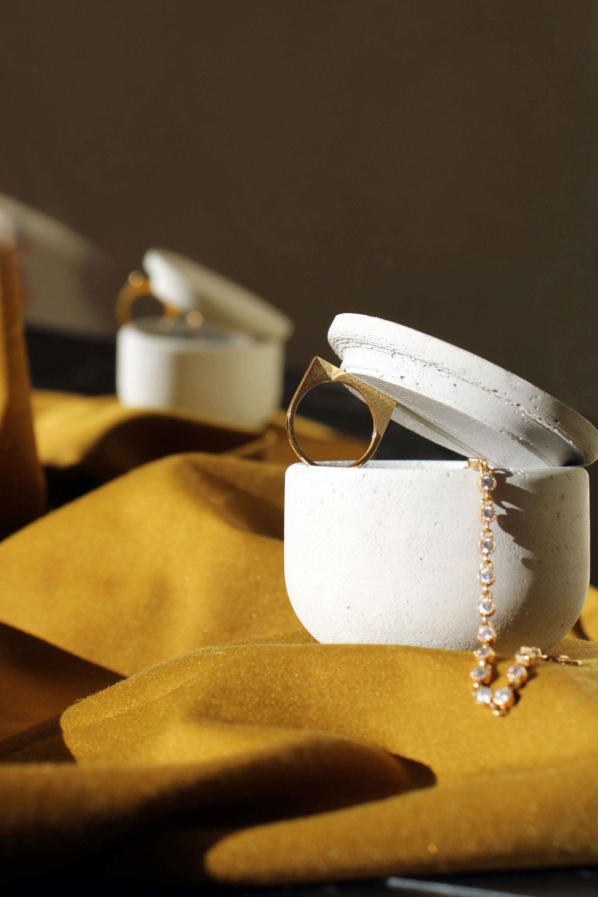 Gloria Home Concrete Small Jewellery Holder & Tealight Holder