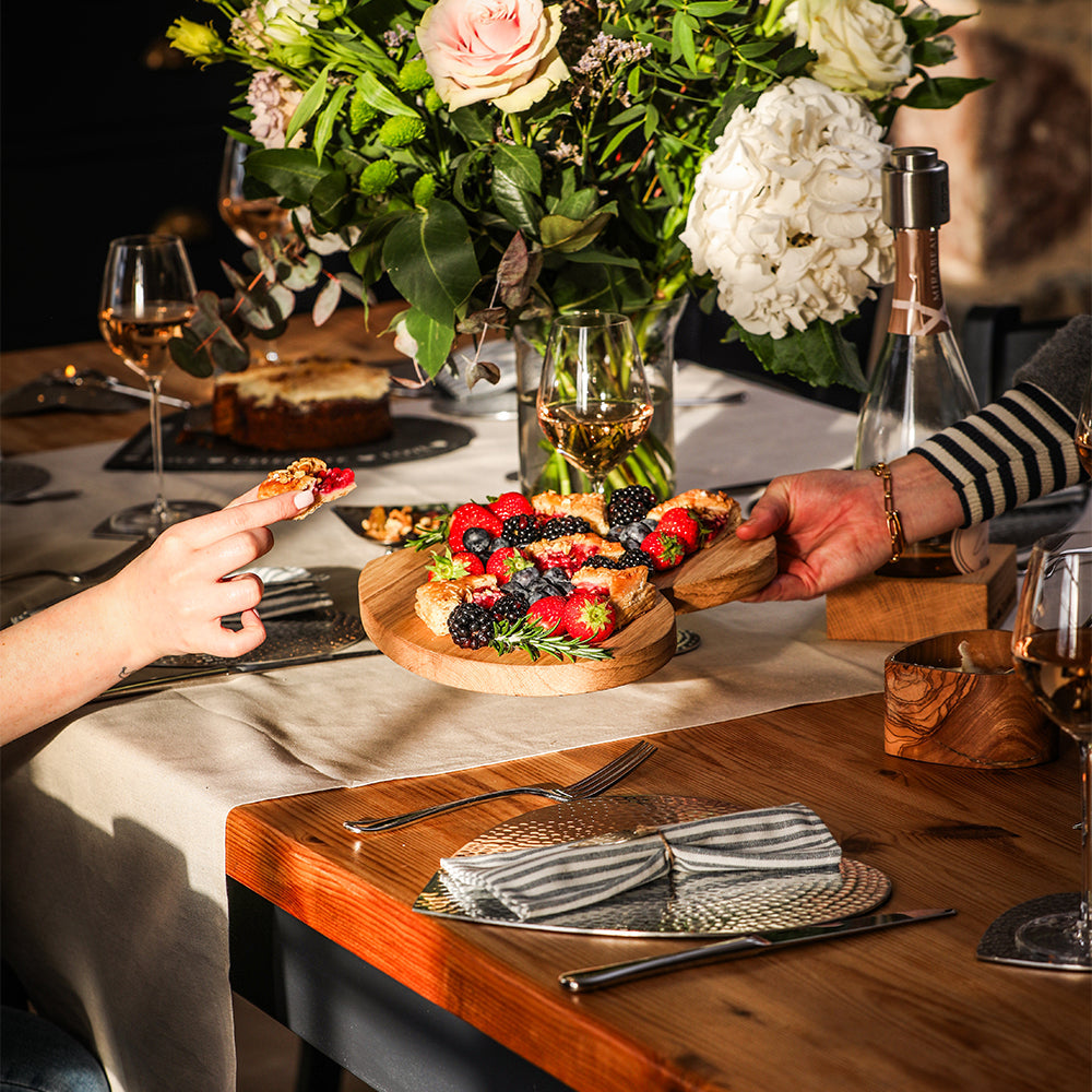 Selbrae House Love Heart Oak Serving Board