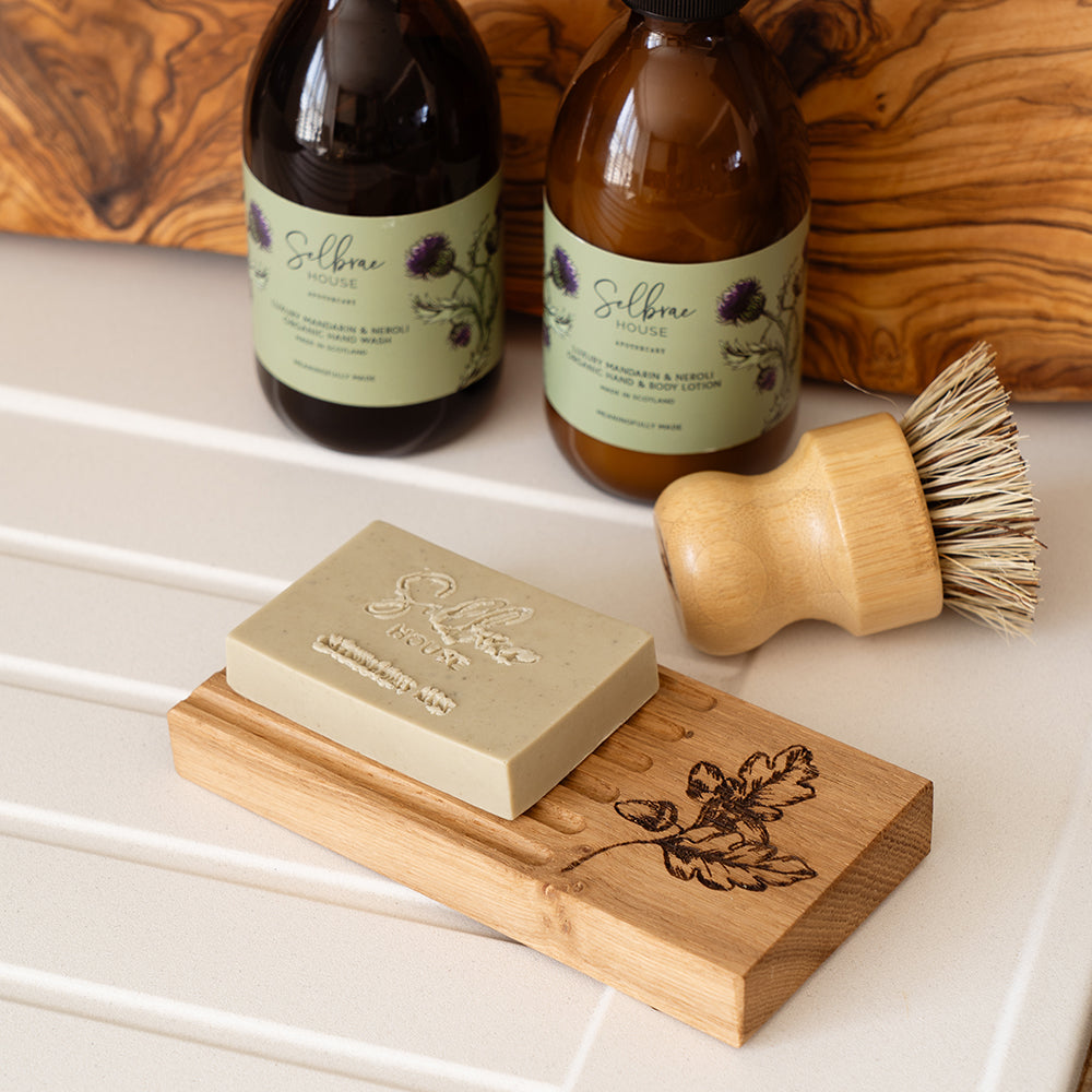 Selbrae House Autumn Acorns Oak Soap Dish & Soap Set
