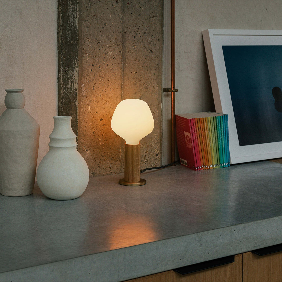 Tala Knuckle Table Lamp in Oak with Enno Bulb
