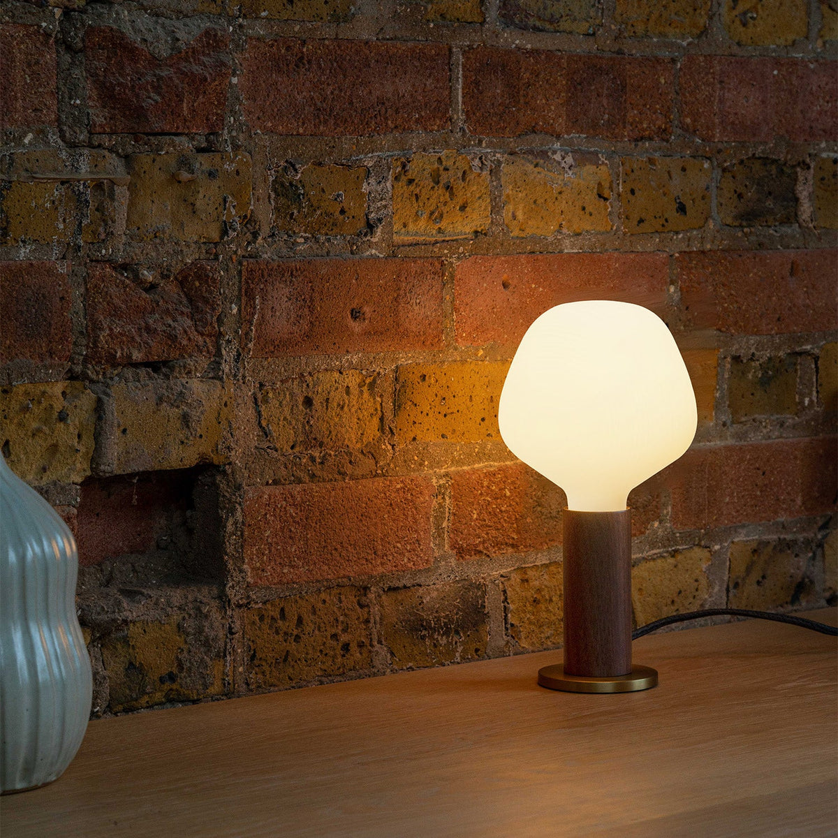 Tala Knuckle Table Lamp in Walnut with Enno Bulb