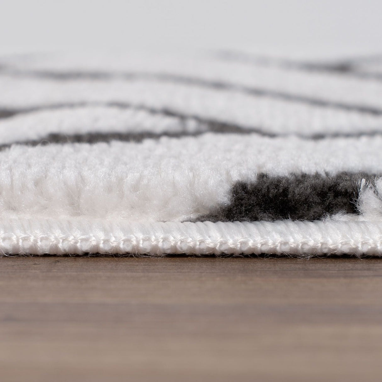 The Rugs Loft Chevron Dark Grey Rug