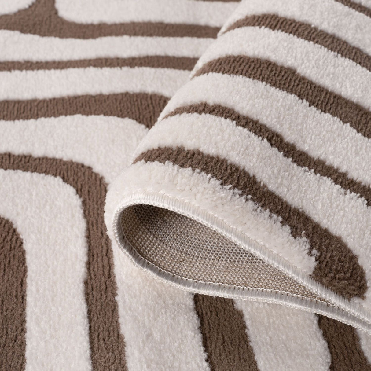 The Rugs Loft Geometric Brown Rug