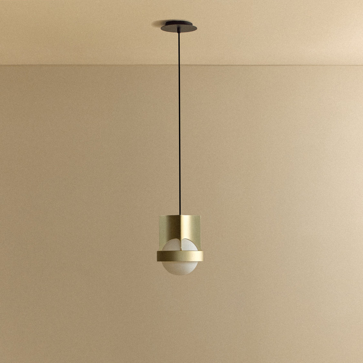 Tala Loop Single Pendant Gold + Sphere IV