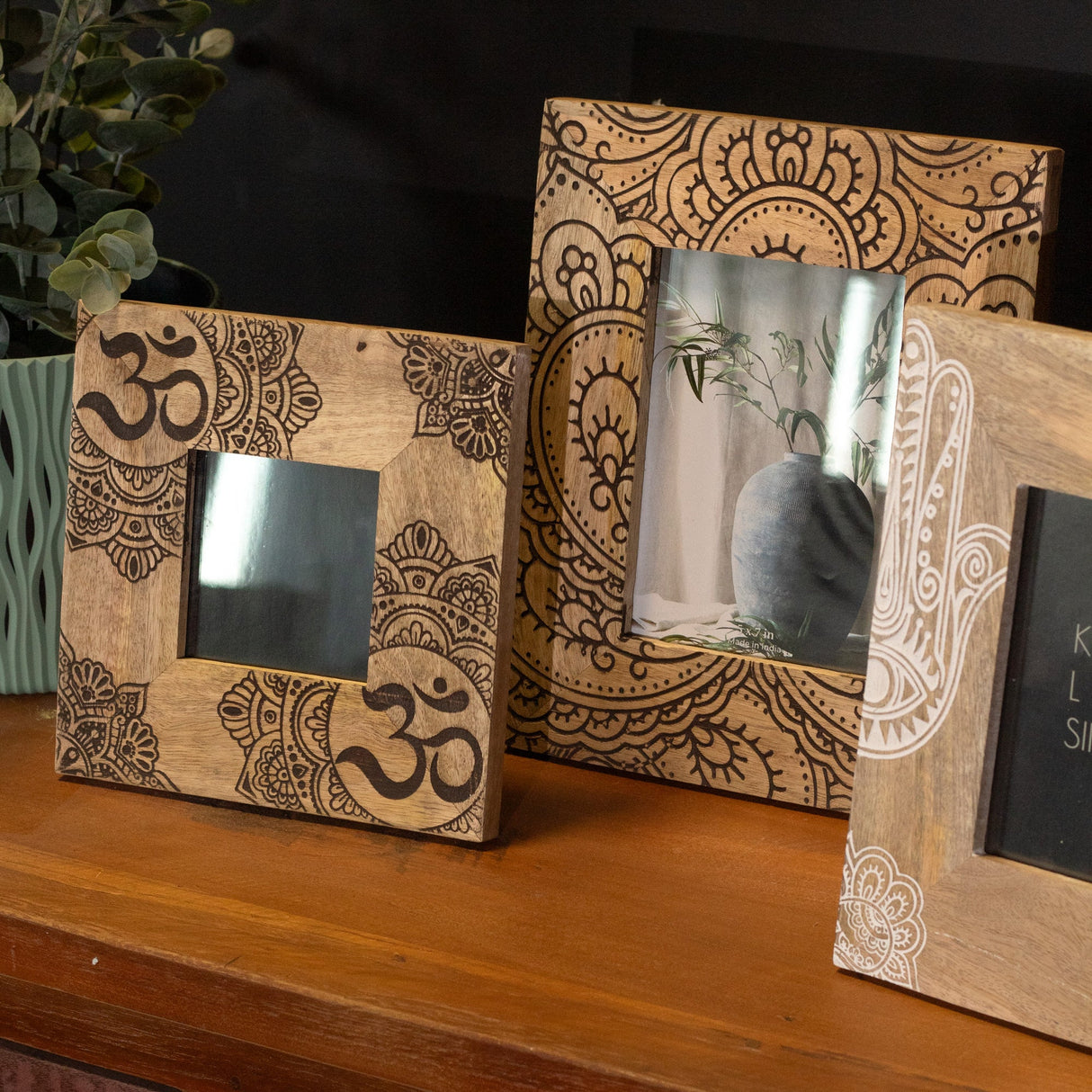 HatiNest Medium Black Buddha Mango Wood Photo Frame - 10x15cm