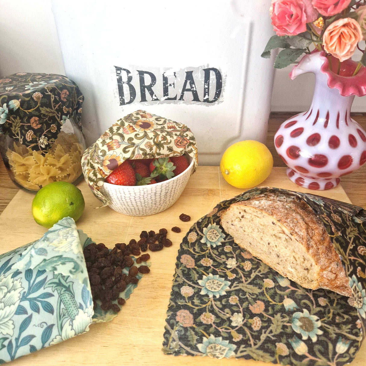 Honey Bee Good Beeswax Wraps Set of 3 | William Morris