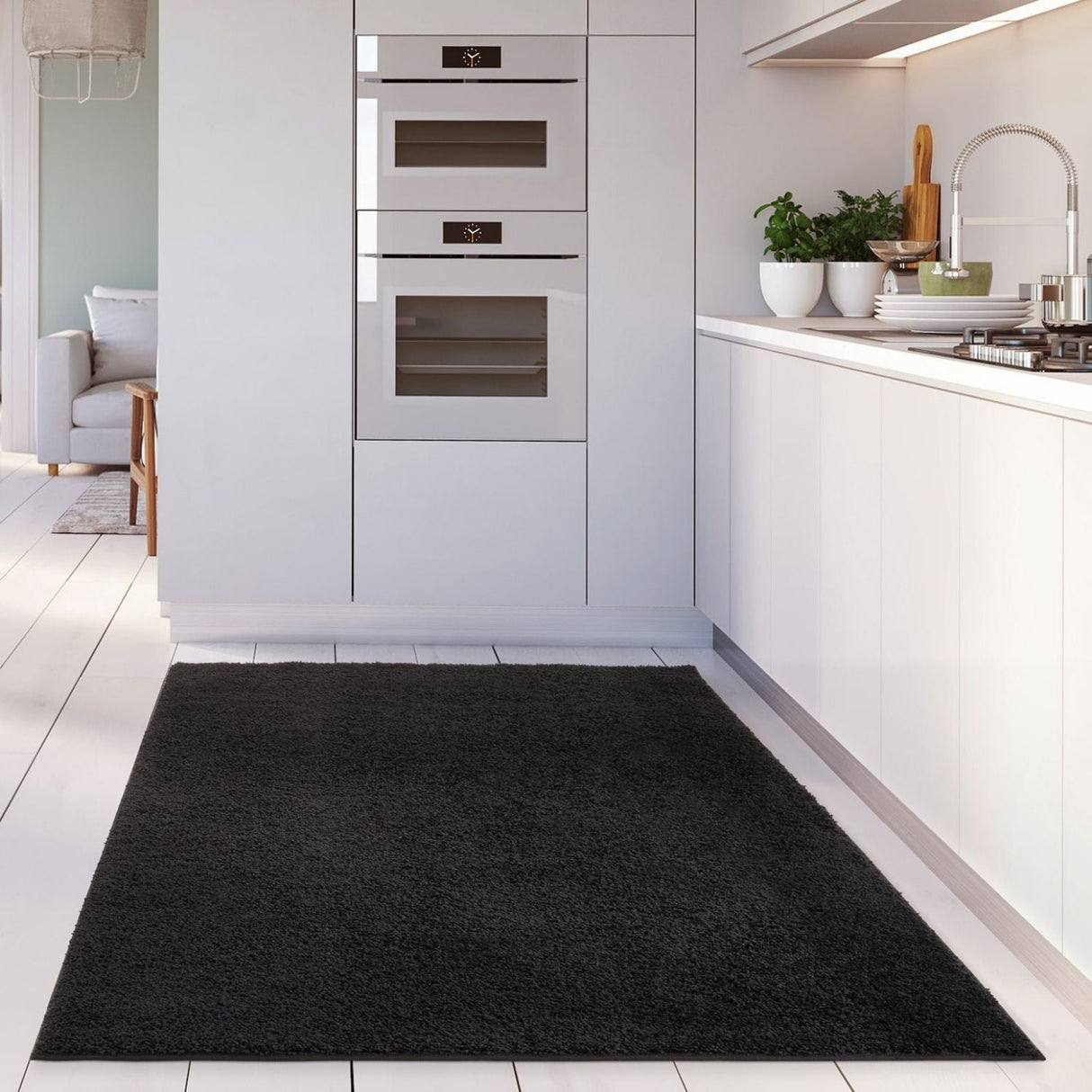 Myshaggy Solid Black Rug