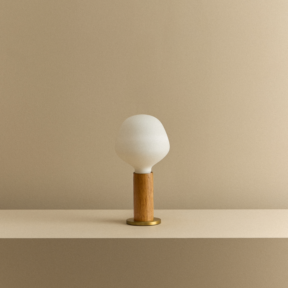 Tala Knuckle Table Lamp in Oak with Enno Bulb