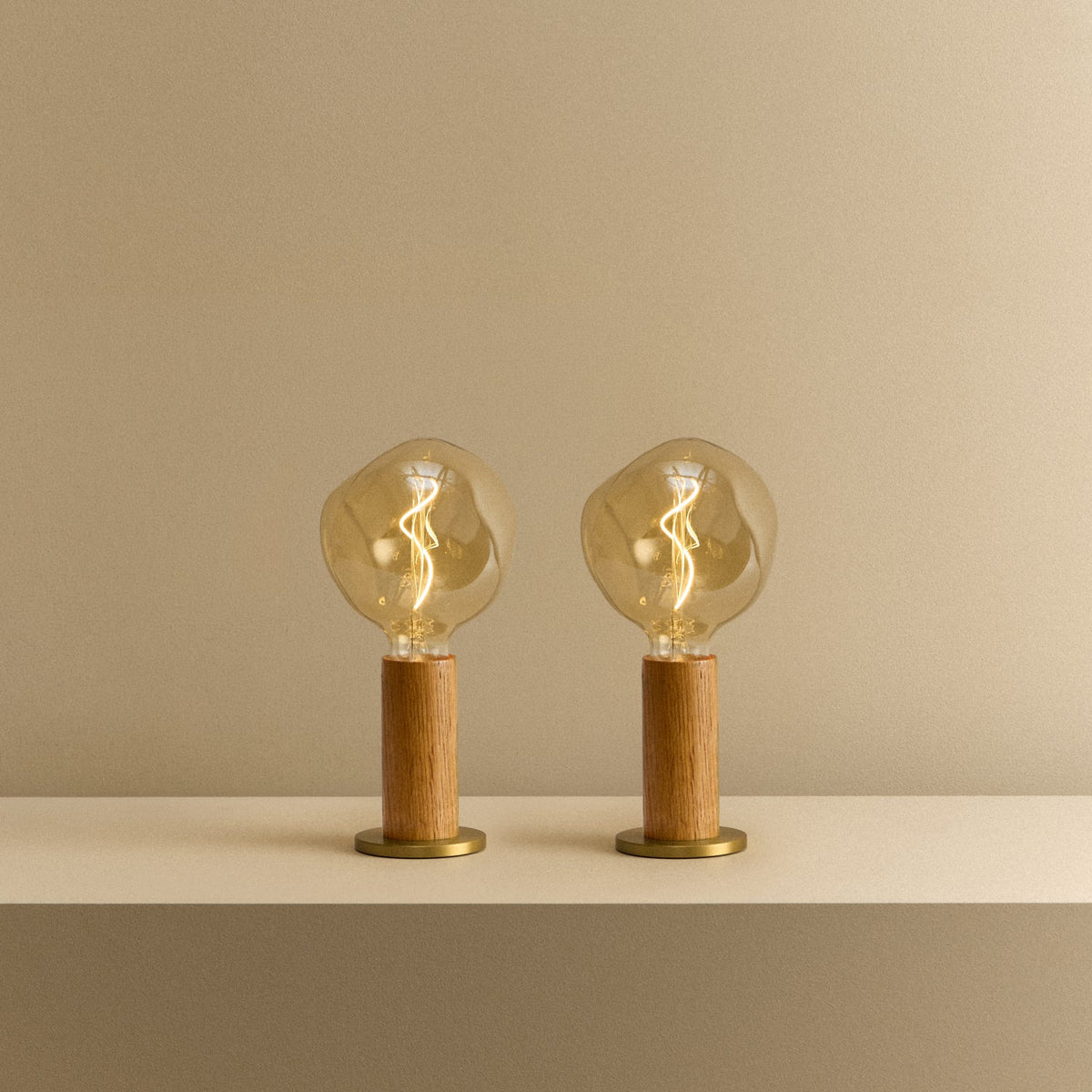 Tala Knuckle Table Lamp Oak + Voronoi I Set of 2