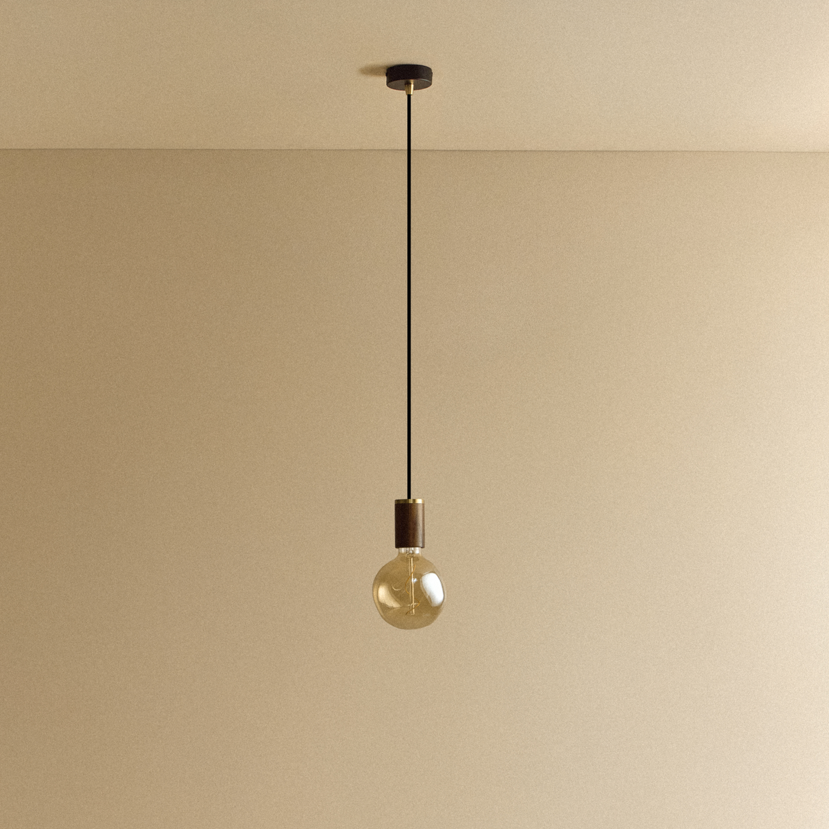 Tala Voronoi I Pendant Light in Walnut