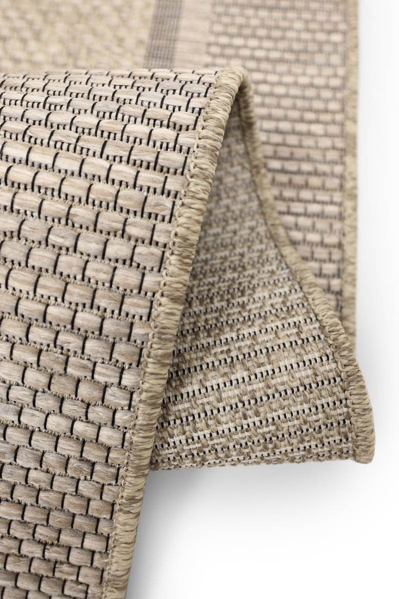 The Rugs Summer Latte Border Rug – Indoor/Outdoor