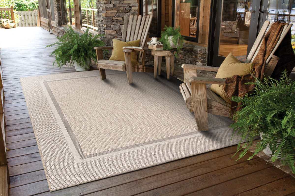The Rugs Summer Latte Border Rug – Indoor/Outdoor