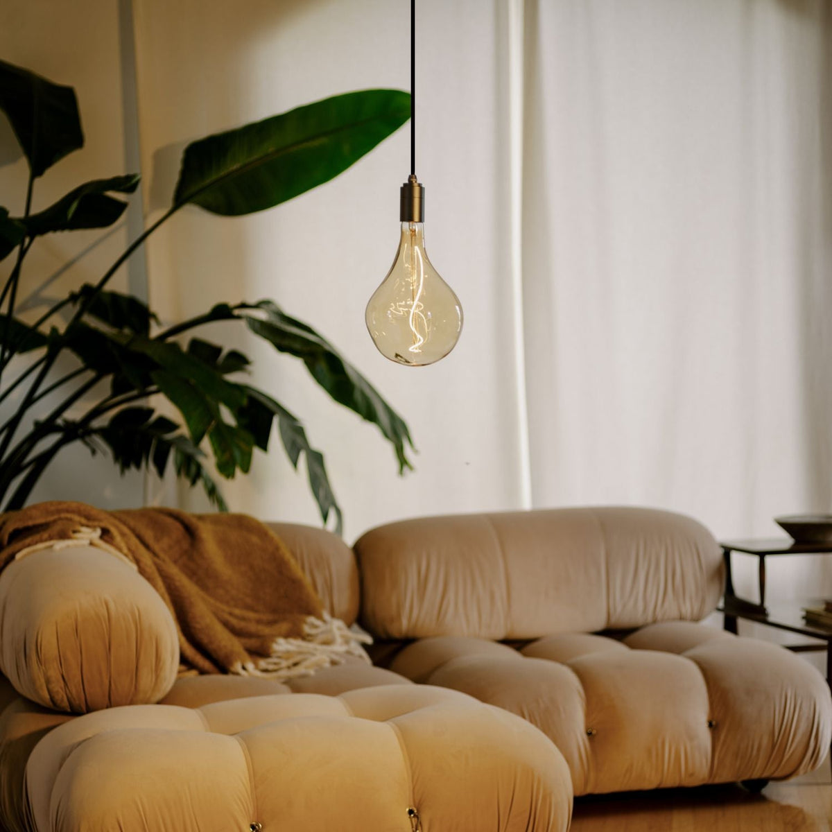 Tala Voronoi II E27 LED Bulb