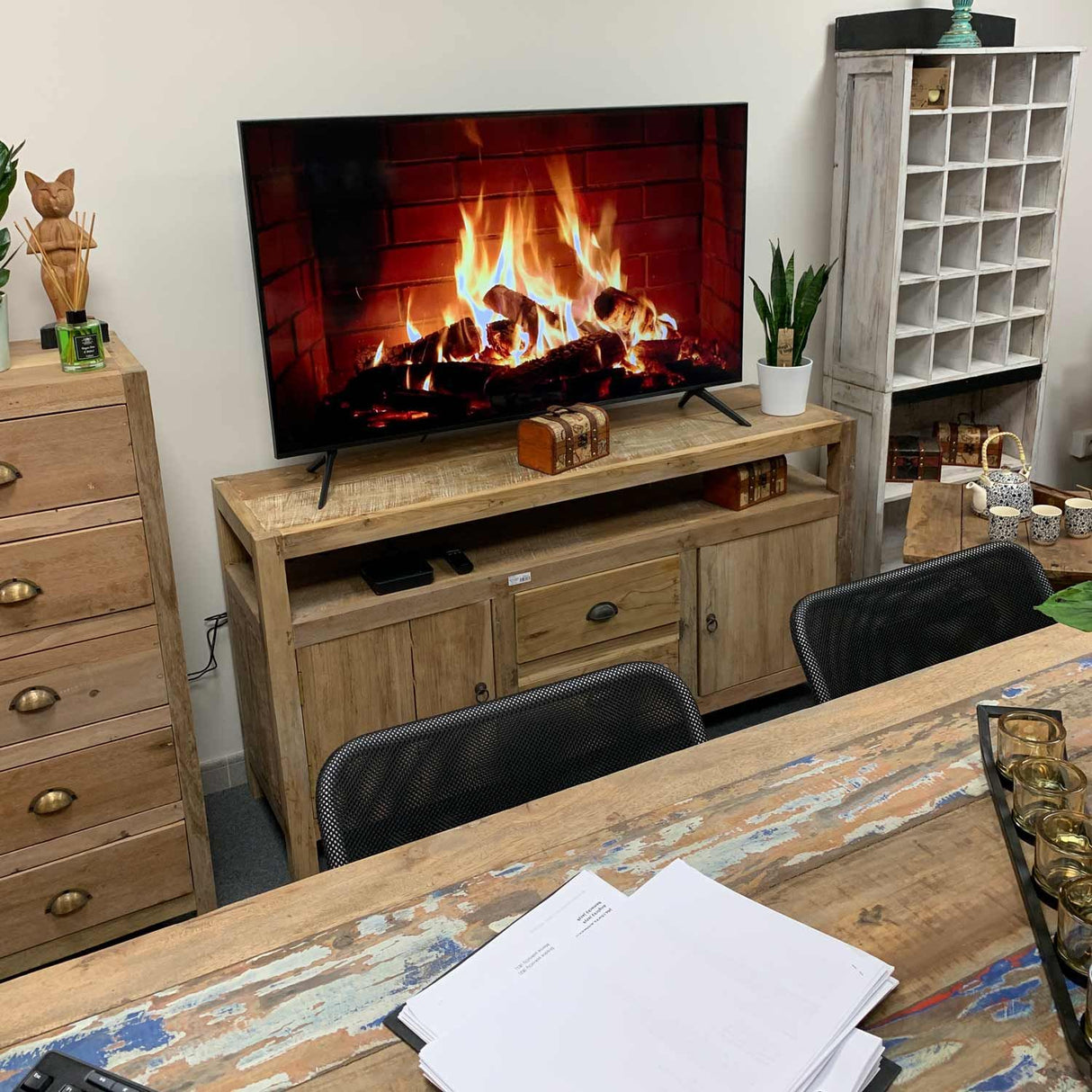 HatiNest Recycled Teak Wood Large TV Stand - 140x40x75cm
