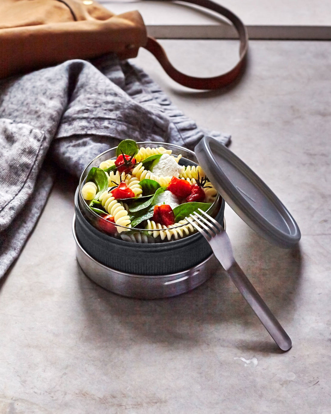 Black+Blum Glass Lunch Bowl, Slate, Leakproof, 750ml