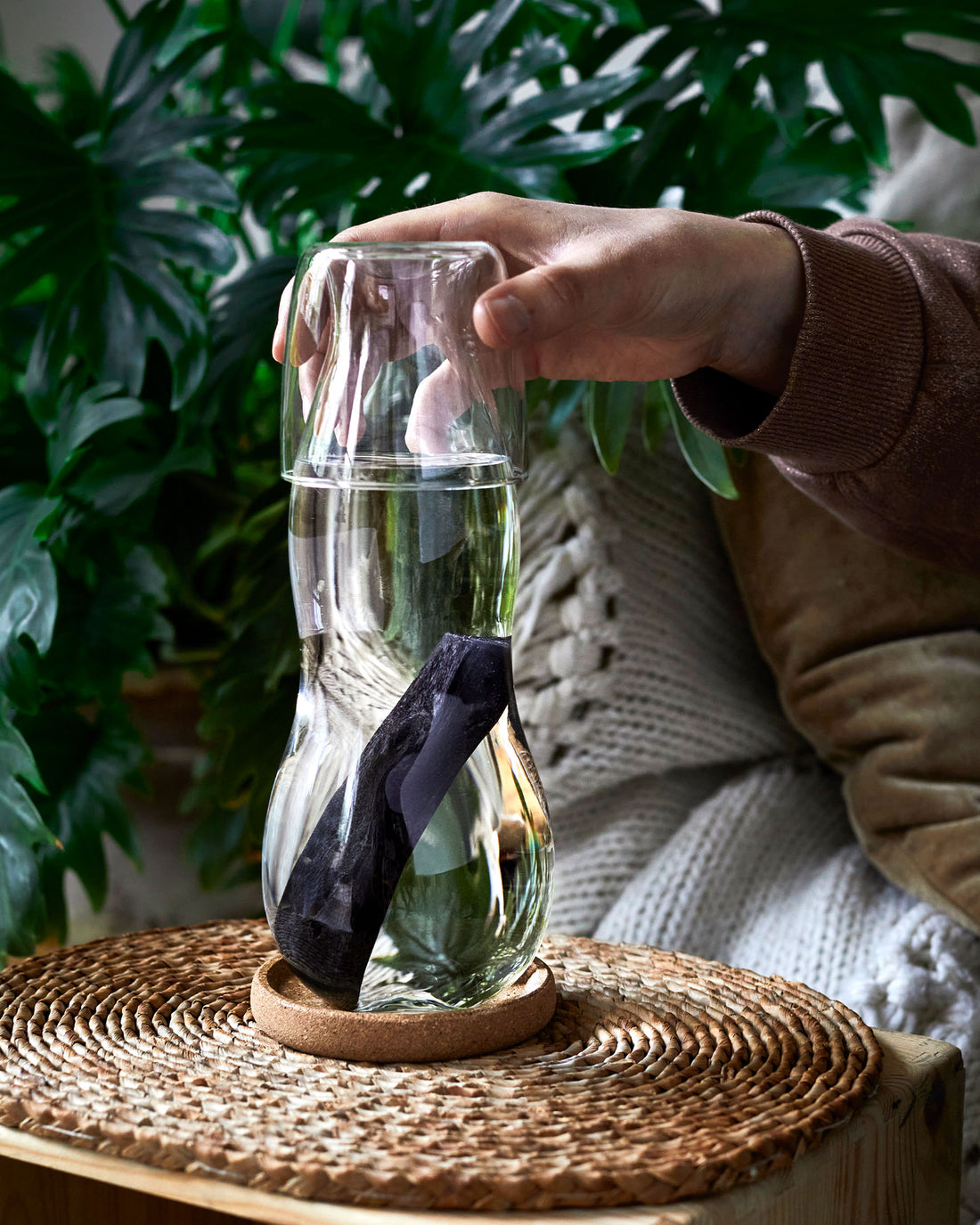 Black+Blum Personal Carafe with Charcoal Filter, 800ml