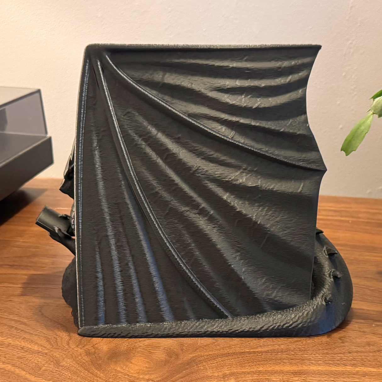 Filamora Studios Book Wyrm Dragon Page Holder