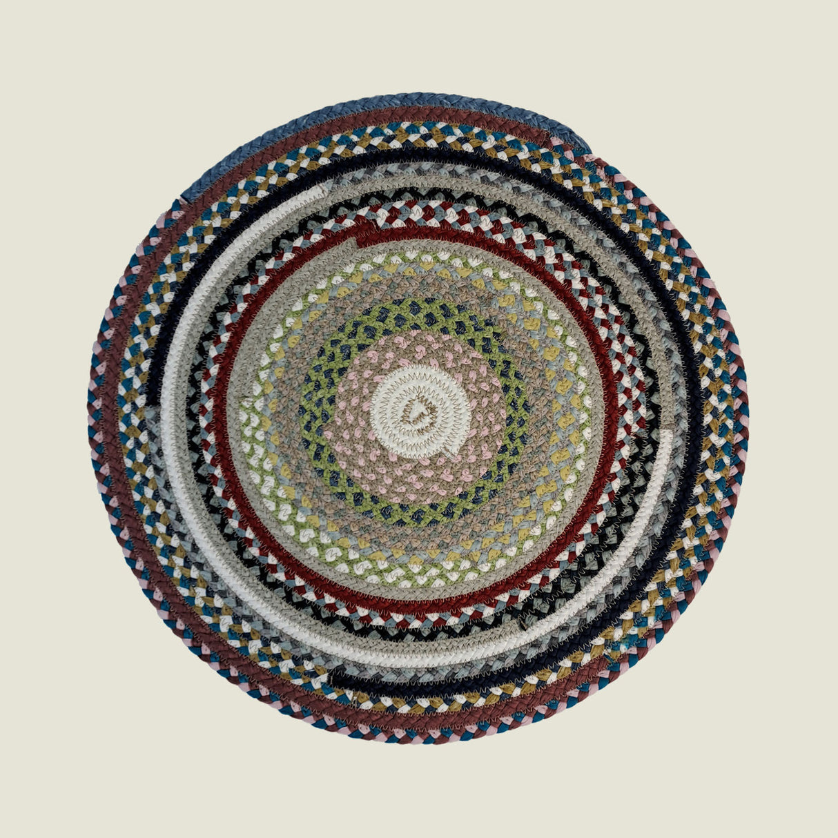 Portuguese Treasures Round Braided Cotton Placemats