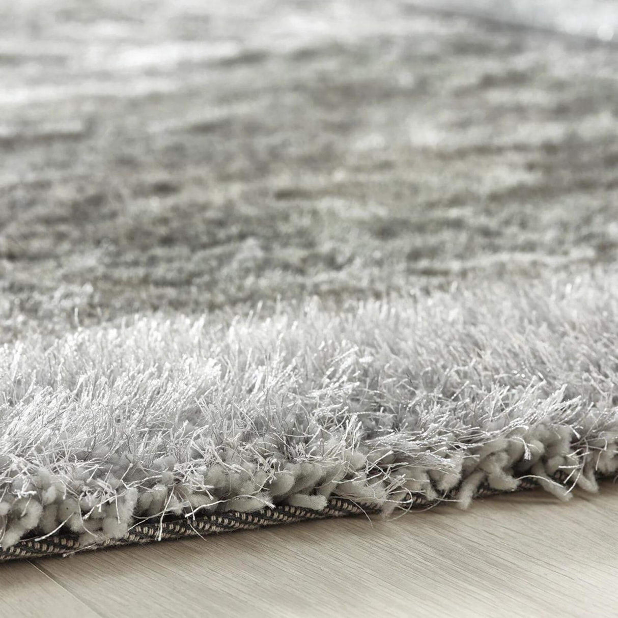 The Rugs Shimmer Silver Grey Bordered Shaggy Rug