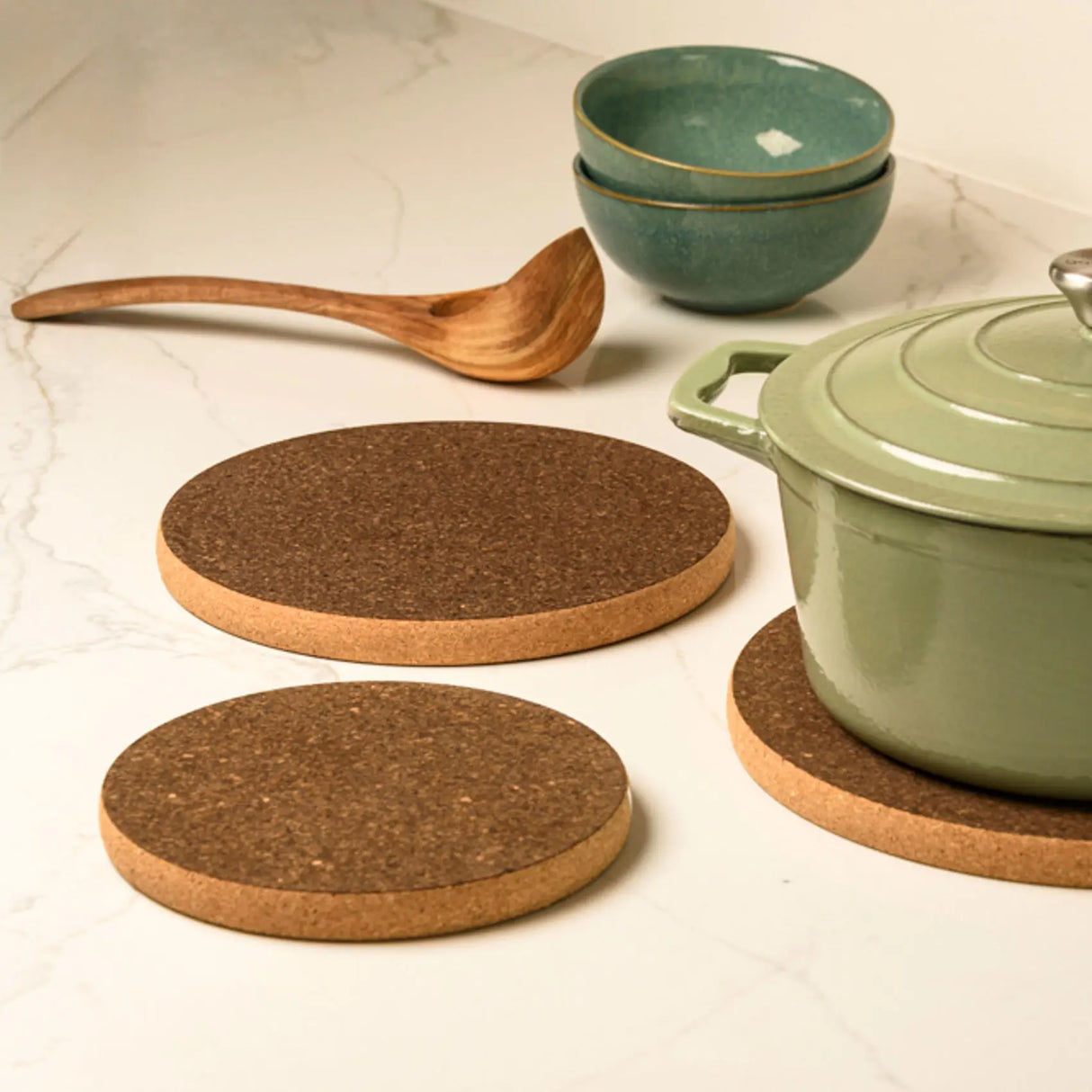 Portuguese Treasures Dark Cork Hot Pot Stand Round