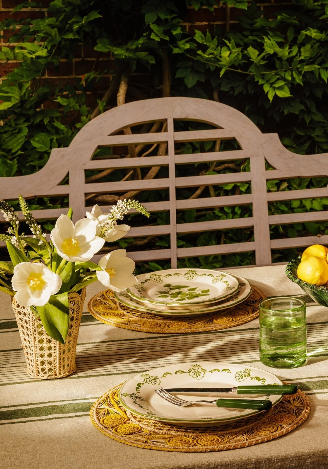 Casa by Josephine Jenno Cara Shell Dinner Plate - Green