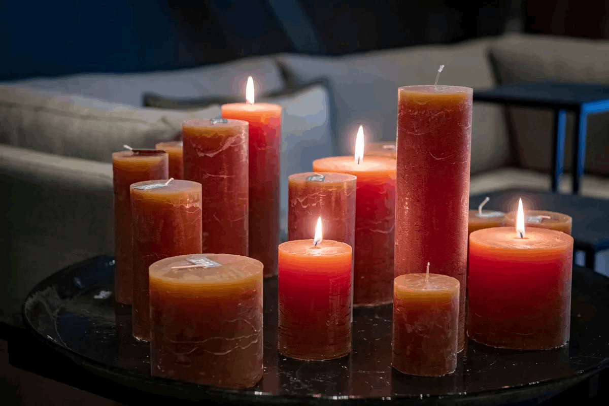 Lowlands Design Luxury Rustic Candle - Coral Red