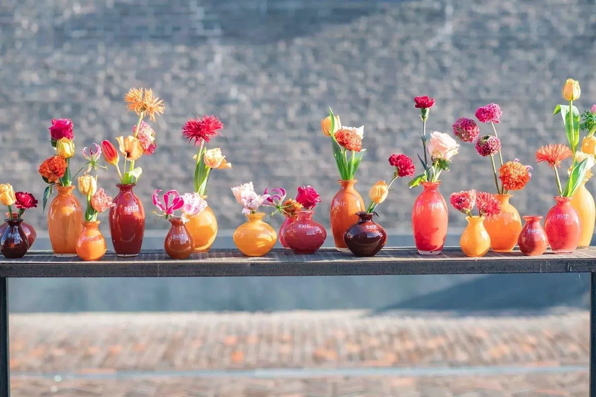 Lowlands Design Nadiel Red Tints Bud Vase Set