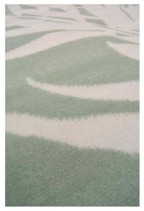 Maestro Leaf Green Rug | 100% polypropylene