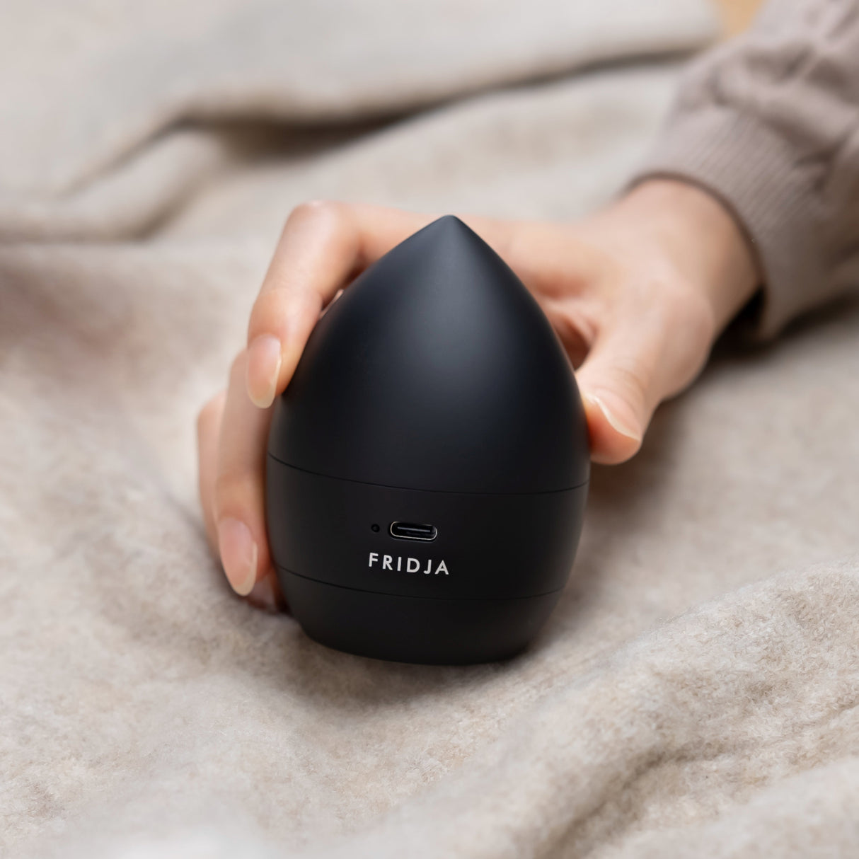 Fridja f40 Rechargeable Fabric Shaver