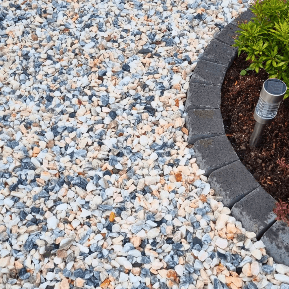 Dandy's Flamingo Gravel Chippings - 20mm