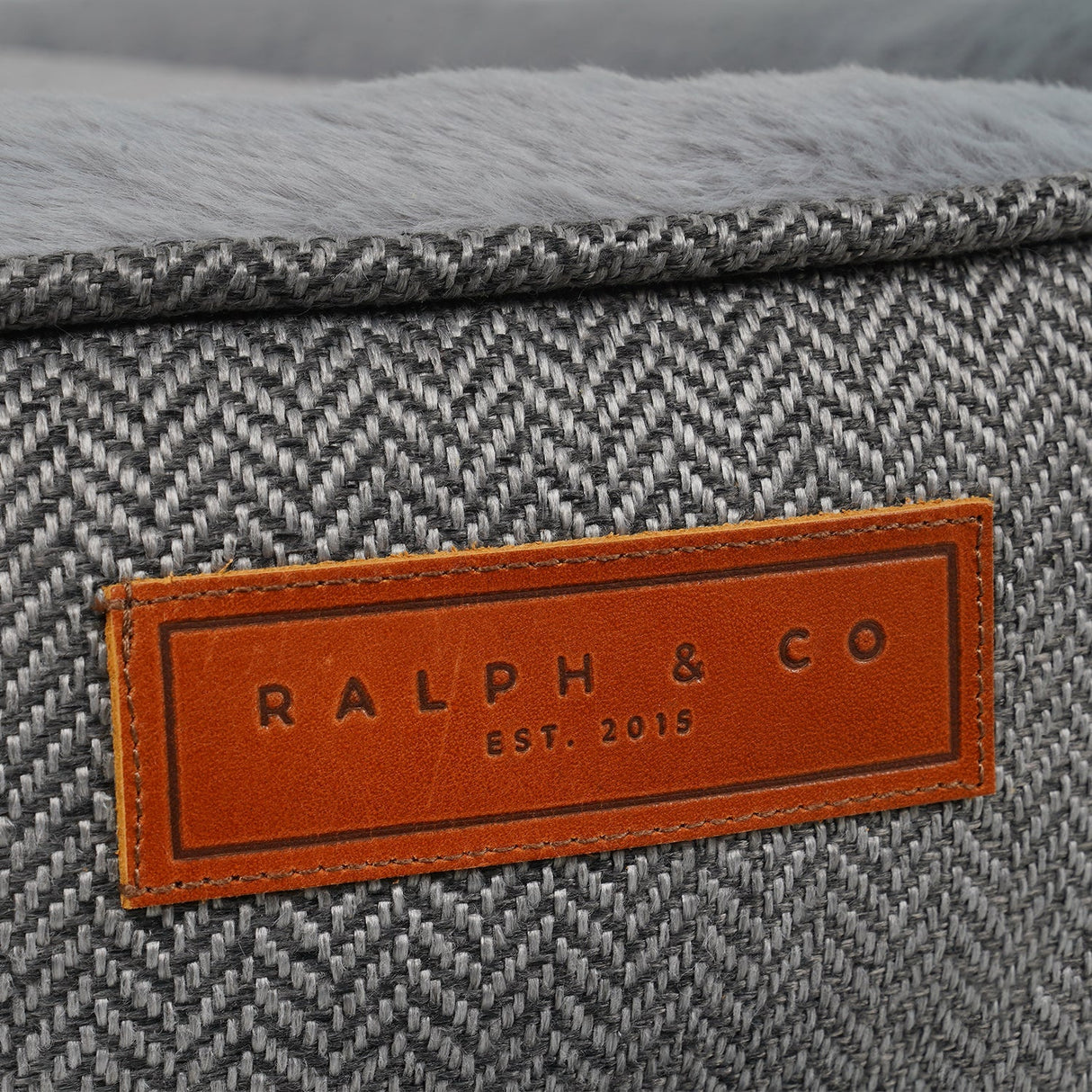 Ralph & Co Balmoral Luxury Donut Dog Bed