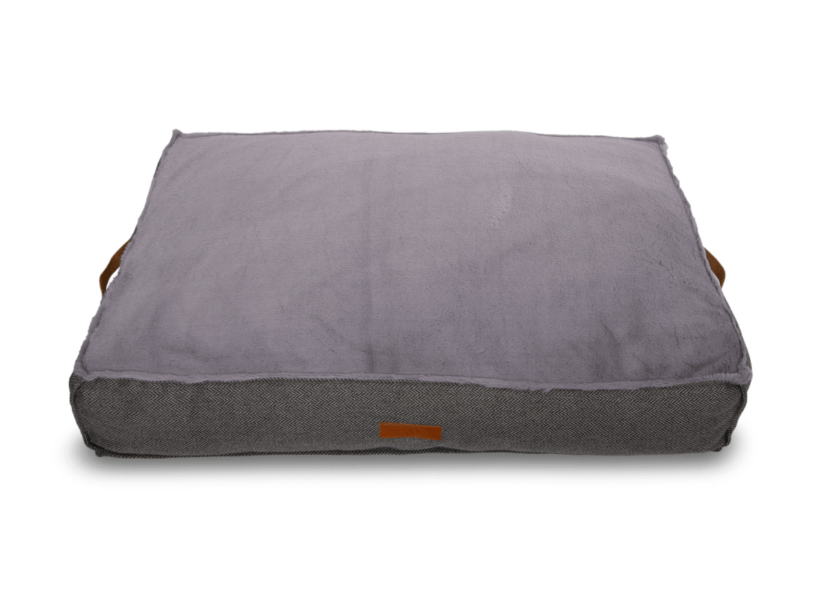 Ralph & Co Balmoral Luxury Pillow Dog Bed