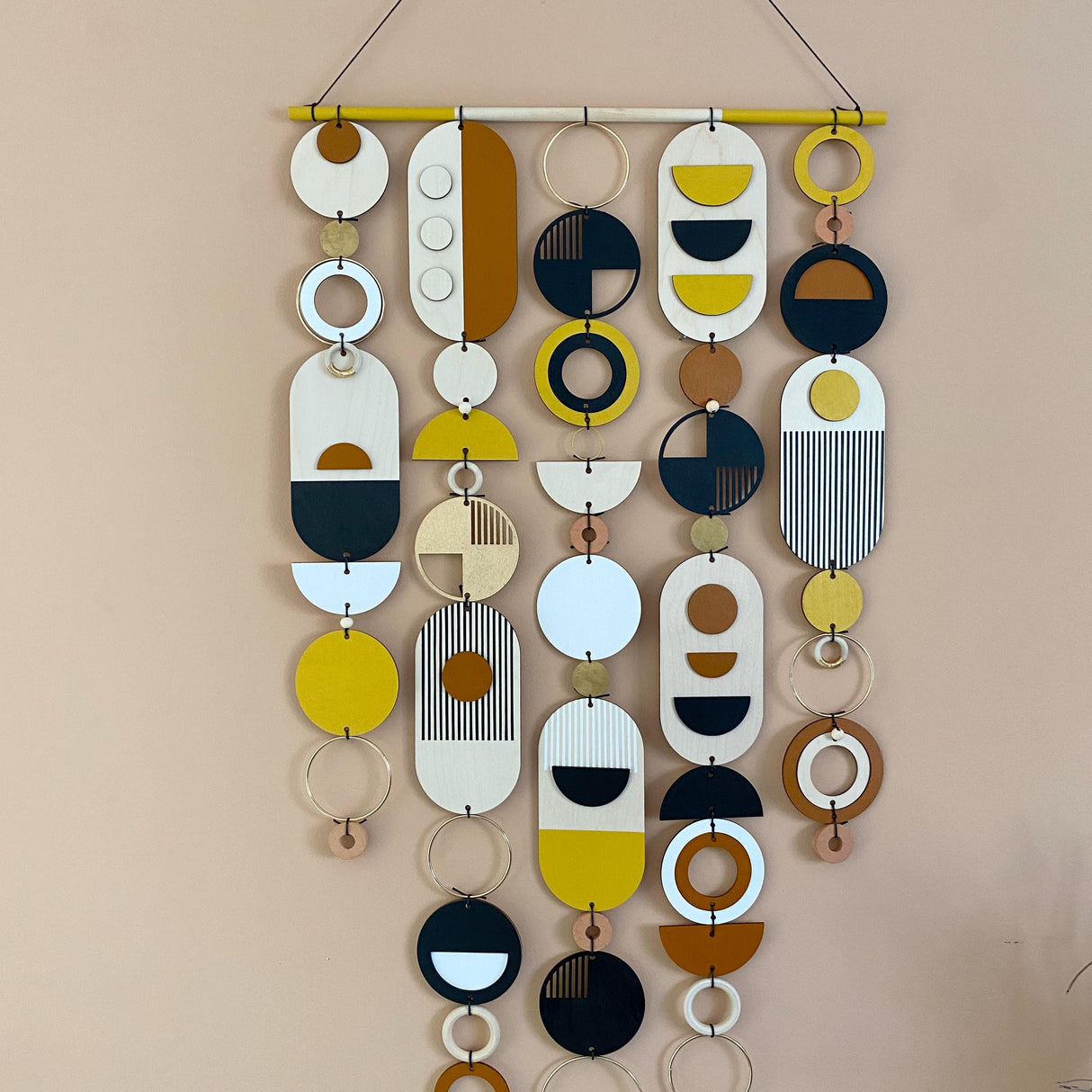 Eccentric Abstract Narrow Feature Wall Art