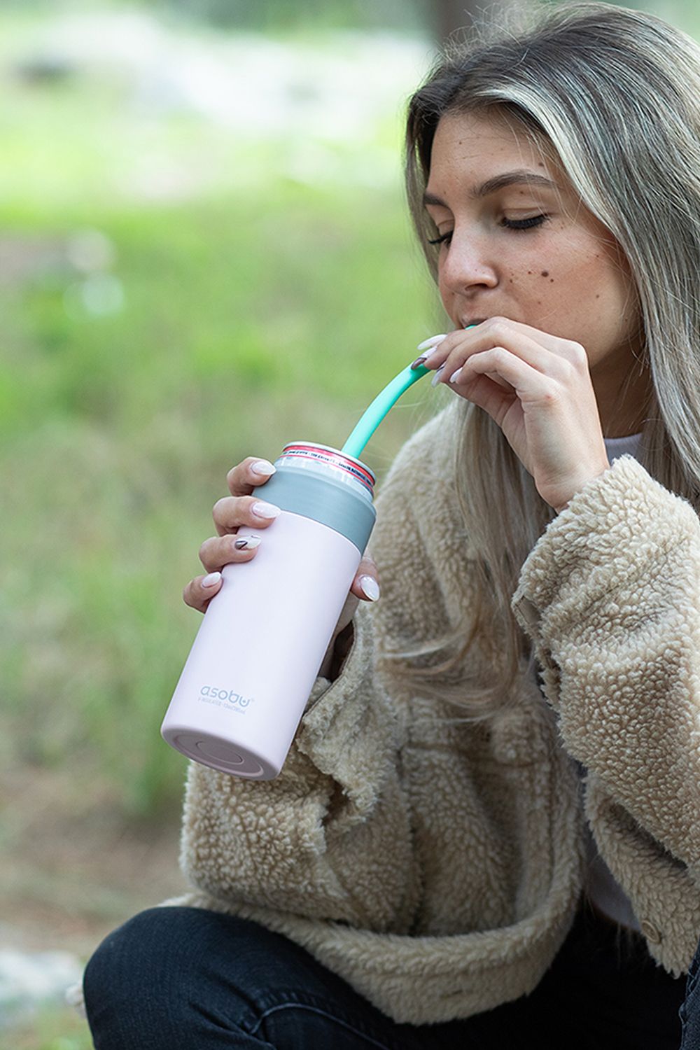 Asobu Skinny Can Kuzie Stainless Steel Insulated Sleeve, 350ml, Pink