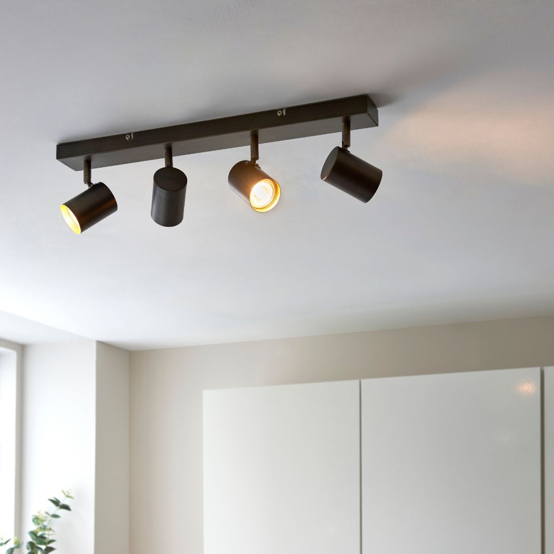 Pagazzi Hereford 4 Light Spotlight Bar
