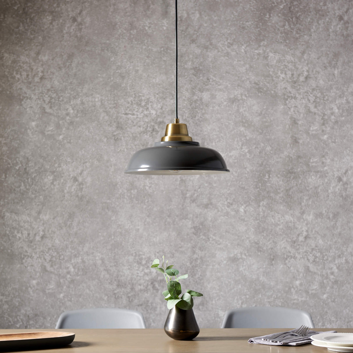Pagazzi Bakewell Grey Pendant